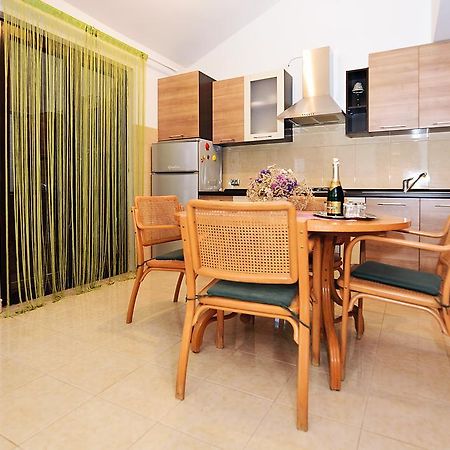 Apartments Bijuk Сукошан Экстерьер фото